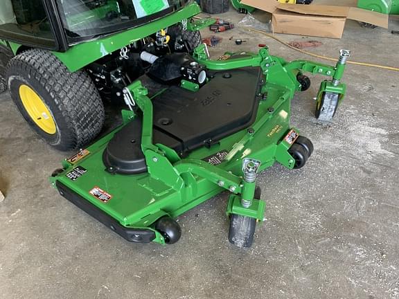 Image of John Deere Fastback Pro 72 equipment image 3