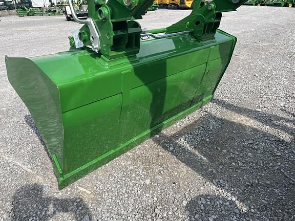 Image of John Deere Bucket equipment image 4