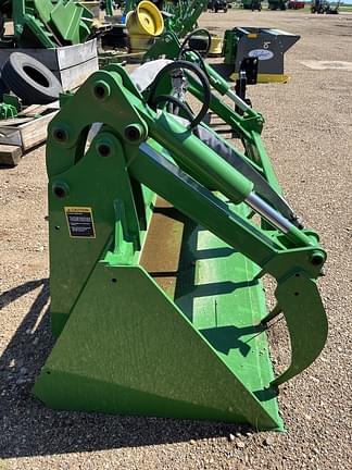 Image of John Deere Bucket Grapple equipment image 3