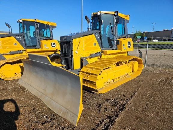 2024 John Deere 750L LGP Equipment Image0