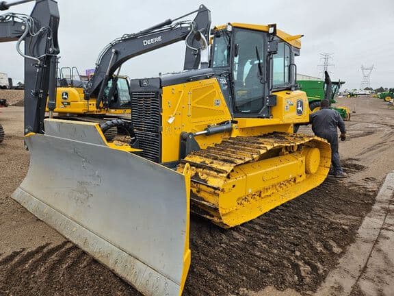 Image of John Deere 750L LGP Primary image