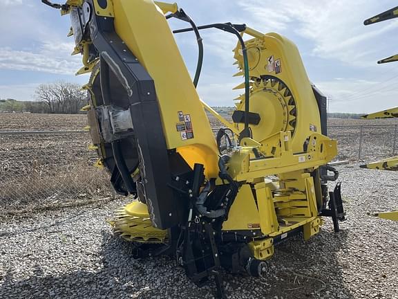 Image of John Deere 770 equipment image 3