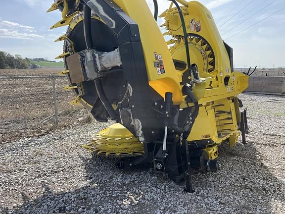 Image of John Deere 770 equipment image 4