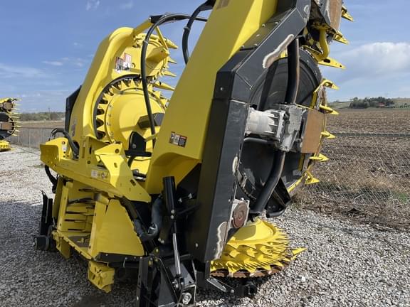 Image of John Deere 770 equipment image 3