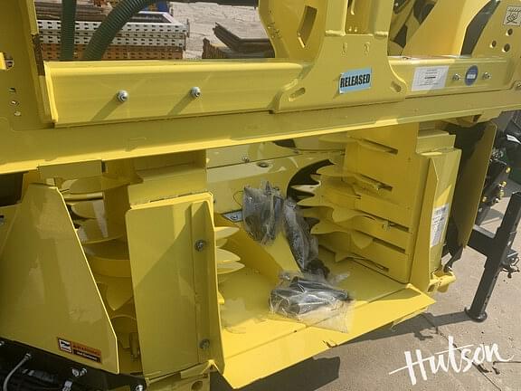 Image of John Deere 770 equipment image 2