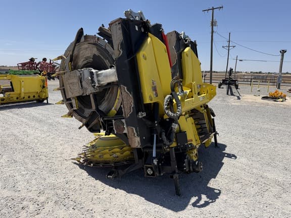 Image of John Deere 772 equipment image 2