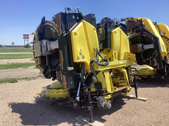 Image of John Deere 772 equipment image 3
