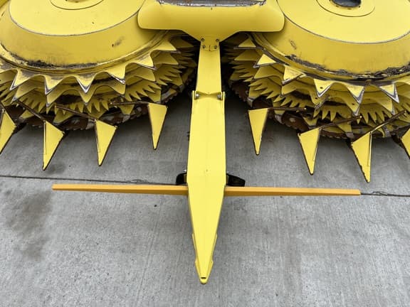 Image of John Deere 772 equipment image 4