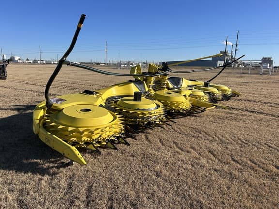 Image of John Deere 772 equipment image 1