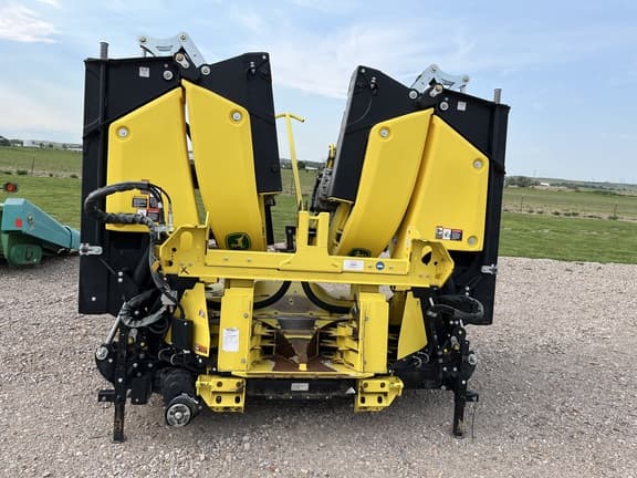 Image of John Deere 772 equipment image 4