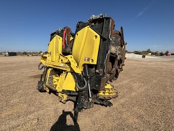 Main image John Deere 772