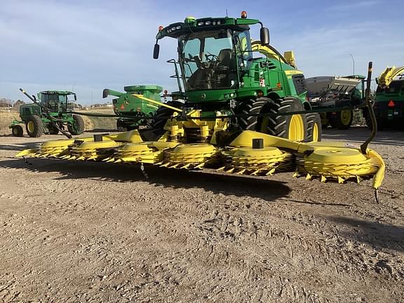 Image of John Deere 772 equipment image 3