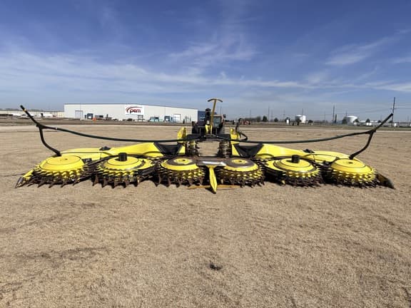 Image of John Deere 772 equipment image 3