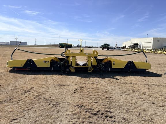 Image of John Deere 772 equipment image 4