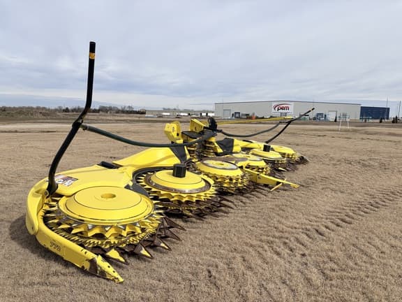 Image of John Deere 772 equipment image 2