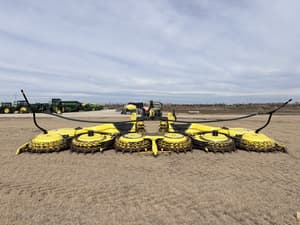 2024 John Deere 772 Image