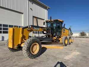 2024 John Deere 772G Image