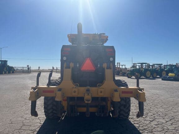 Image of John Deere 772G equipment image 3