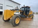 2024 John Deere 772G Image