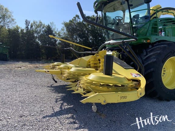 Image of John Deere 778 equipment image 4