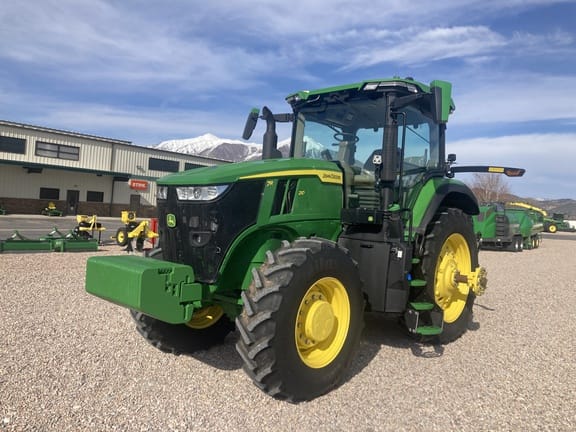 2024 John Deere 7R 210 Equipment Image0
