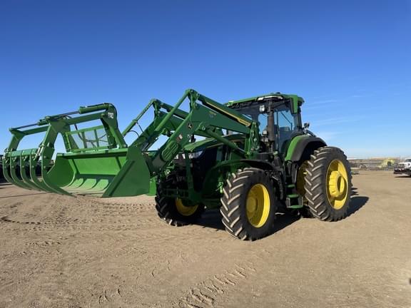 Image of John Deere 7R 210 equipment image 3