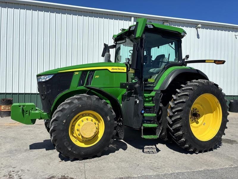 2024 John Deere 7R 210 Equipment Image0