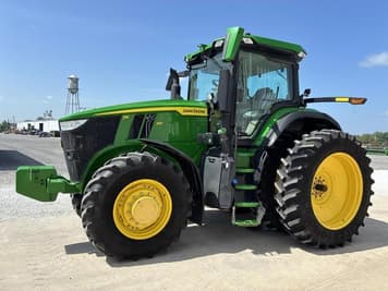 Main image John Deere 7R 210