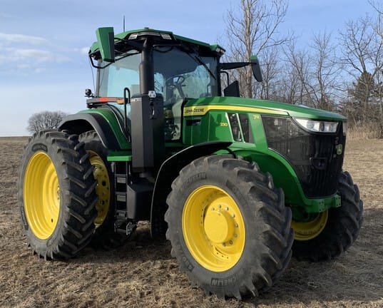 Main image John Deere 7R 230