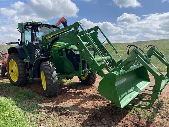 Image of John Deere 7R 230 equipment image 1