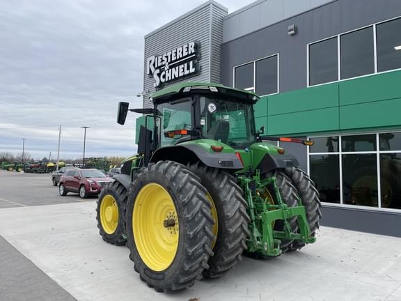 Image of John Deere 7R 230 equipment image 2