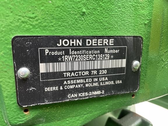 Image of John Deere 7R 230 equipment image 1