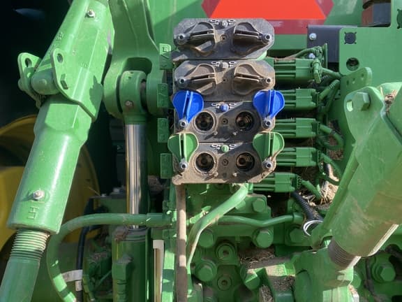 Image of John Deere 7R 250 equipment image 3