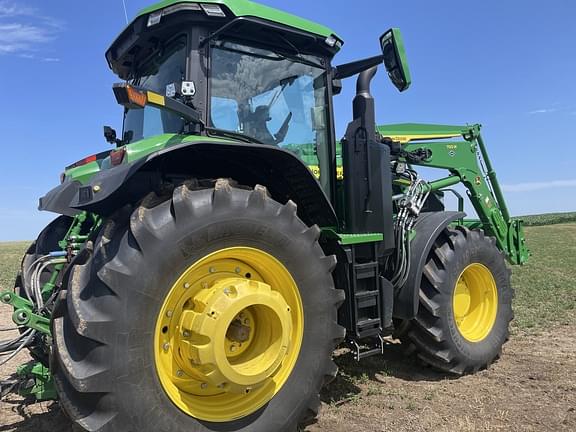 Image of John Deere 7R 250 equipment image 3