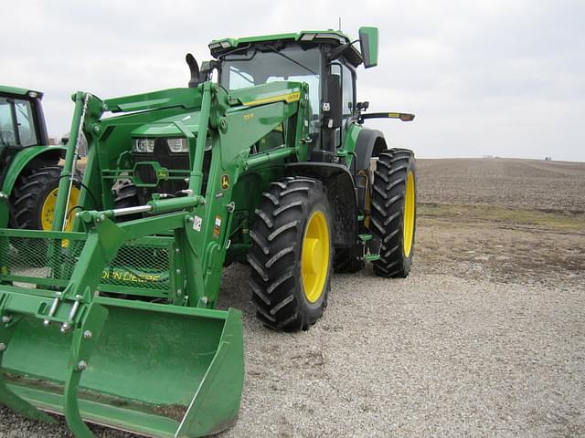 Image of John Deere 7R 250 equipment image 1