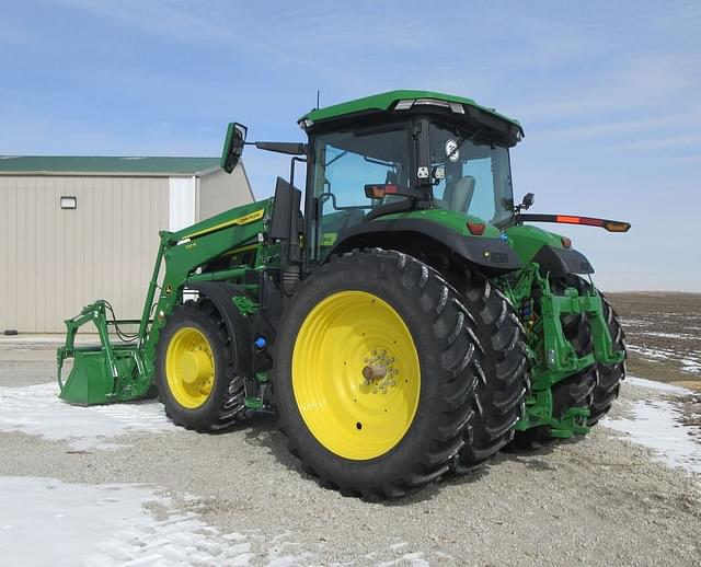 Image of John Deere 7R 250 equipment image 2