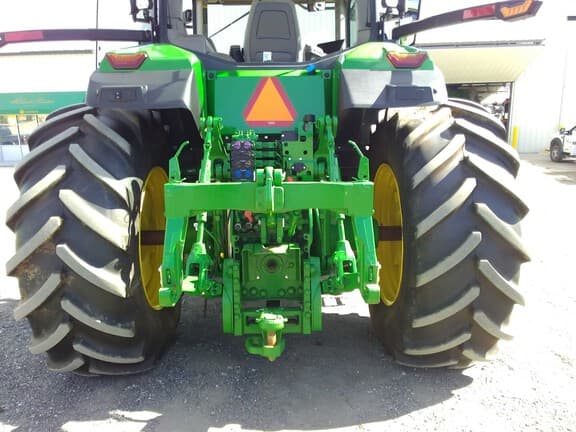Image of John Deere 7R 270 equipment image 4