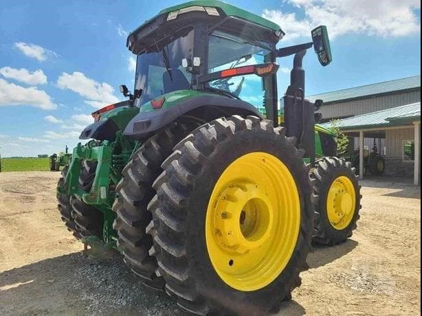 Image of John Deere 7R 270 equipment image 4