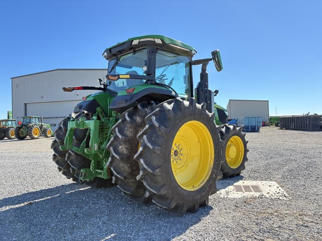 Image of John Deere 7R 270 equipment image 4