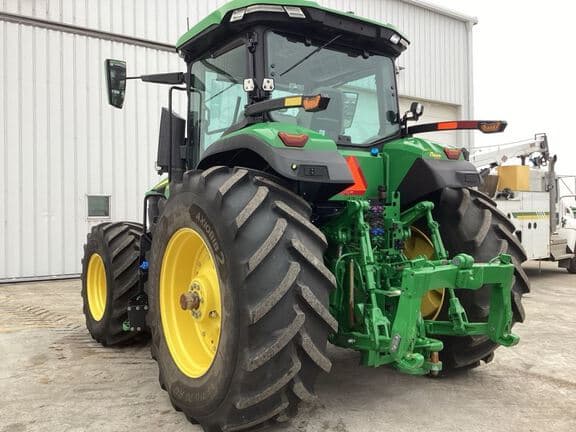 Image of John Deere 7R 310 equipment image 2
