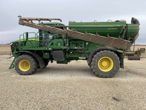 Image of John Deere 800R equipment image 1