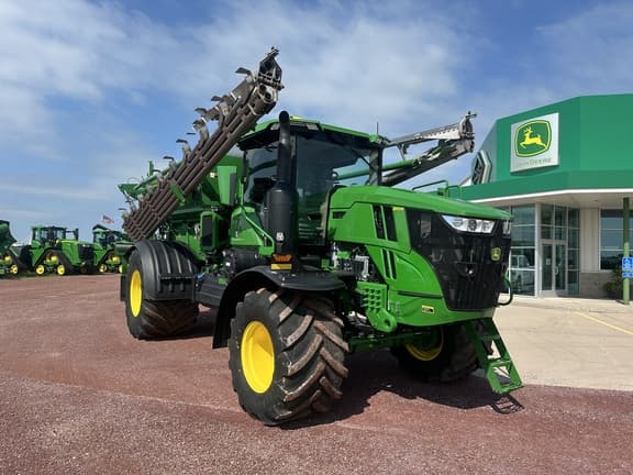 Image of John Deere 800R Primary image