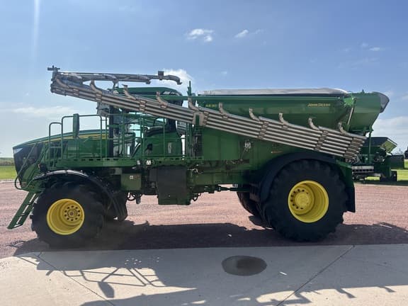 Image of John Deere 800R equipment image 4