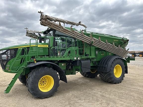 Image of John Deere 800R Primary image
