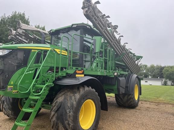 Image of John Deere 800R equipment image 1