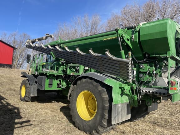Image of John Deere 800R equipment image 3