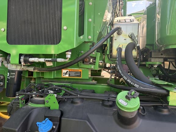 Image of John Deere 800R equipment image 3