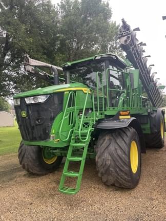 Image of John Deere 800R Primary image