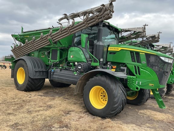 2024 John Deere 800R Equipment Image0