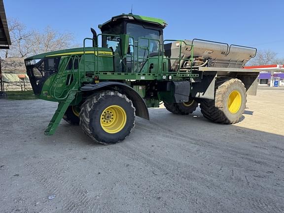 Image of John Deere 800R equipment image 3